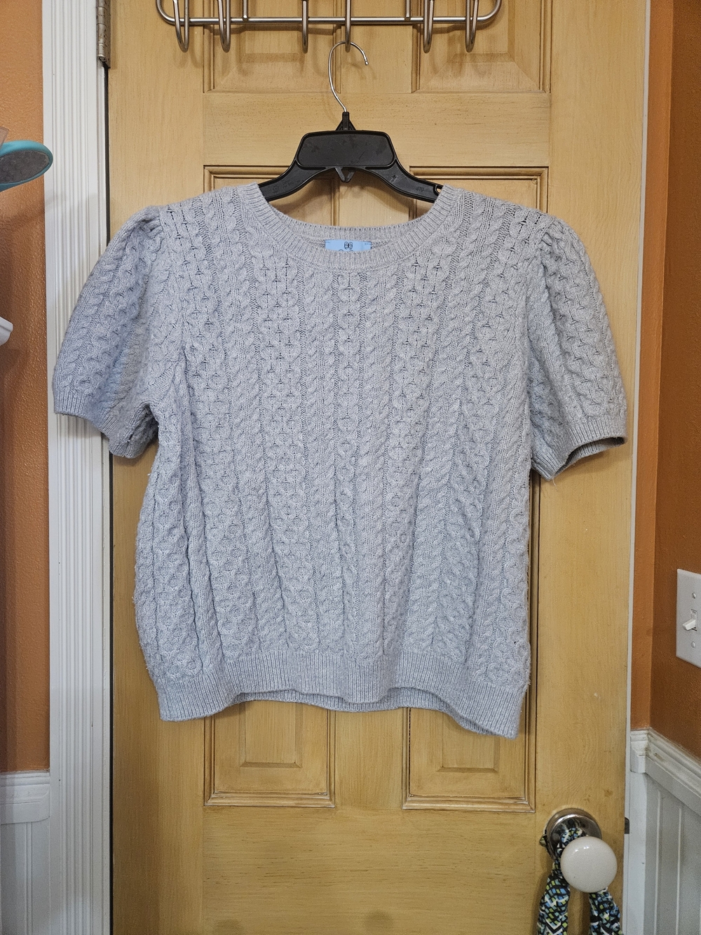 CeCe Light Gray Cable-Knit Short Sleeve Sweater